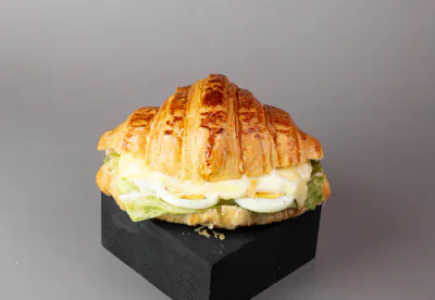 Egg Croissant (T)